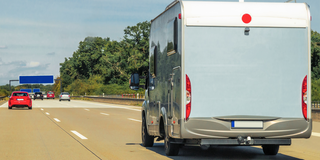 З 1 січня 2026 року, всі автодоми в Угорщині будуть підлягати системі е-віньєтки.